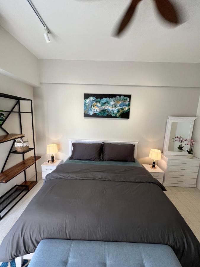 By The Sea Beachfront Designer Suites Penang - Managed By Art Of Tree Batu Ferringhi Extérieur photo