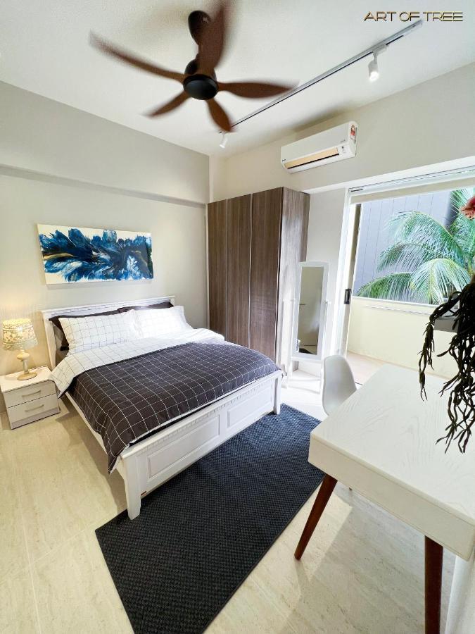 By The Sea Beachfront Designer Suites Penang - Managed By Art Of Tree Batu Ferringhi Extérieur photo