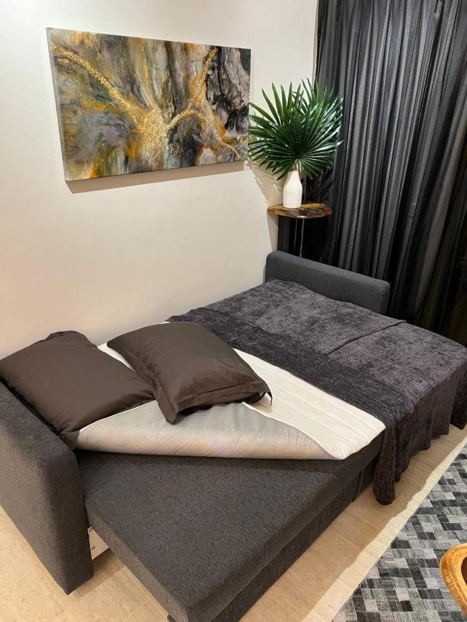 By The Sea Beachfront Designer Suites Penang - Managed By Art Of Tree Batu Ferringhi Extérieur photo