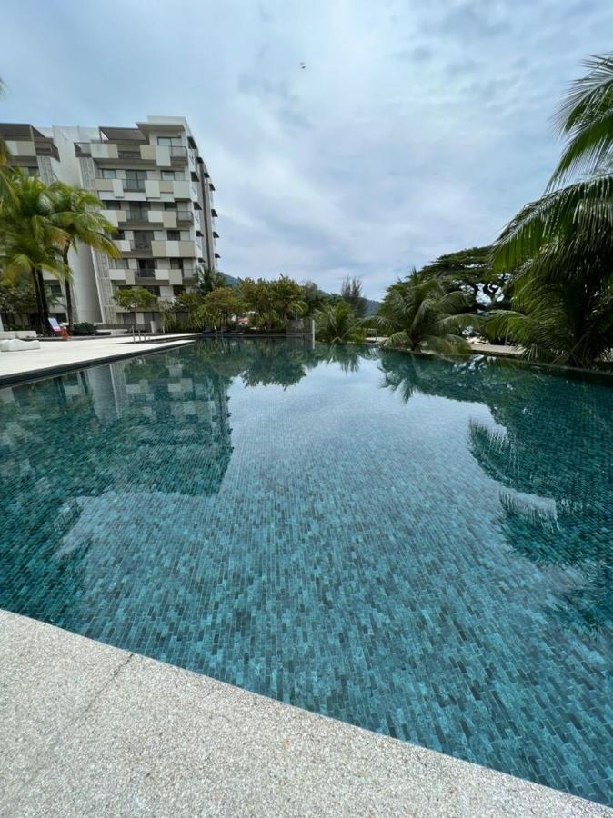 By The Sea Beachfront Designer Suites Penang - Managed By Art Of Tree Batu Ferringhi Extérieur photo